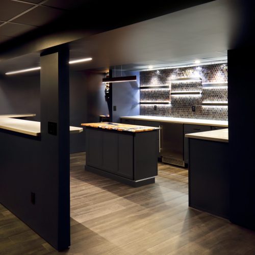 basement-remodel-kitchen-wine-bar-epoxy-rivertable-modern-dark